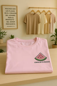 Camiseta Confía